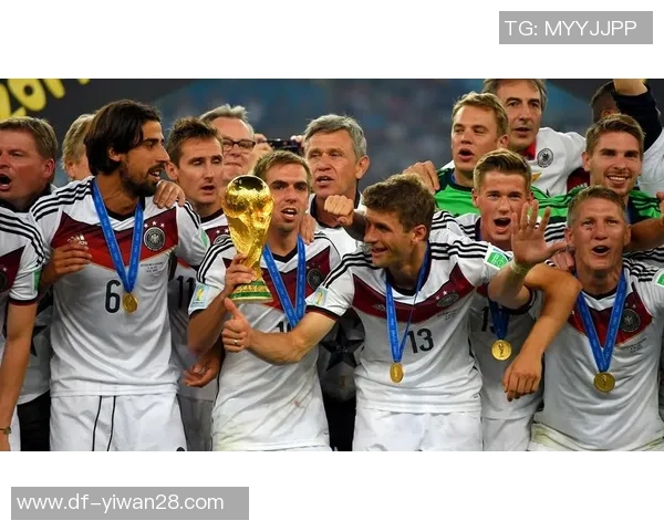 2014年世界杯德国队对阵巴西队精彩进球回顾与赛后分析