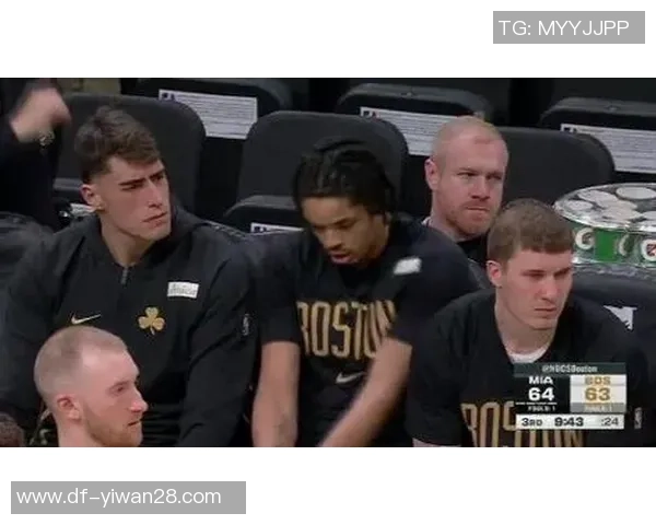 凯尔特人对阵热火首节精彩回放全景解析与赛况分析